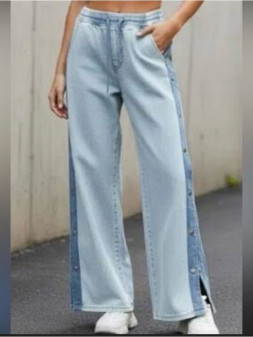 MWT AUSTIN LANDING Light Blue Two-Tone Wide Leg Jeans Size 0
